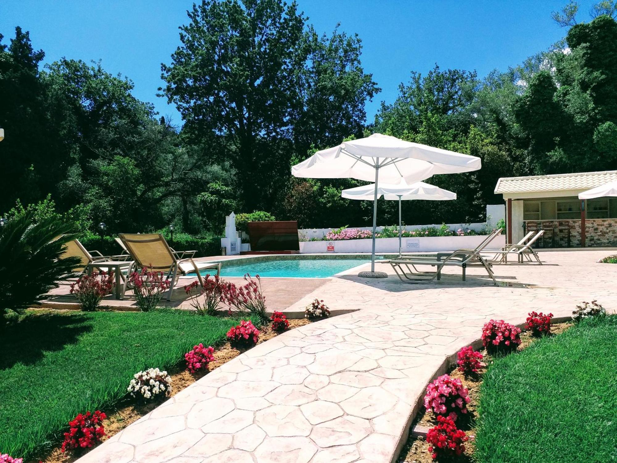 Summer Wine Friendly Resort Ipsos Exterior photo